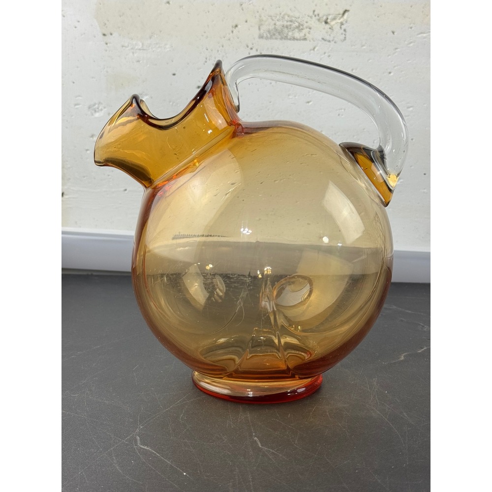 Vintage Cambridge Amber Hand Blown Glass Tilt Pitcher Clear Handle MCM 8.5"